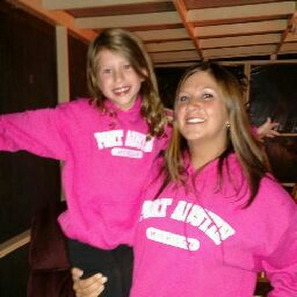 Meet the Posher Other - Meet your Posher, Leanne